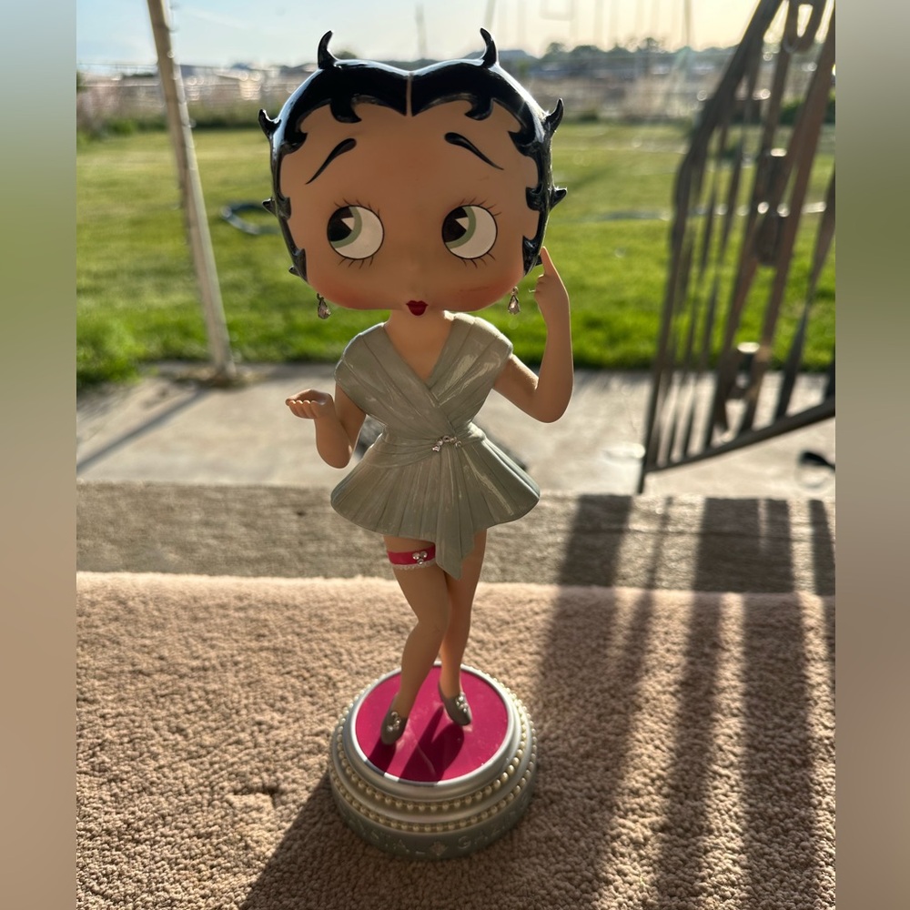 Vintage Betty Boop Crystal Gazing Bobbing Head